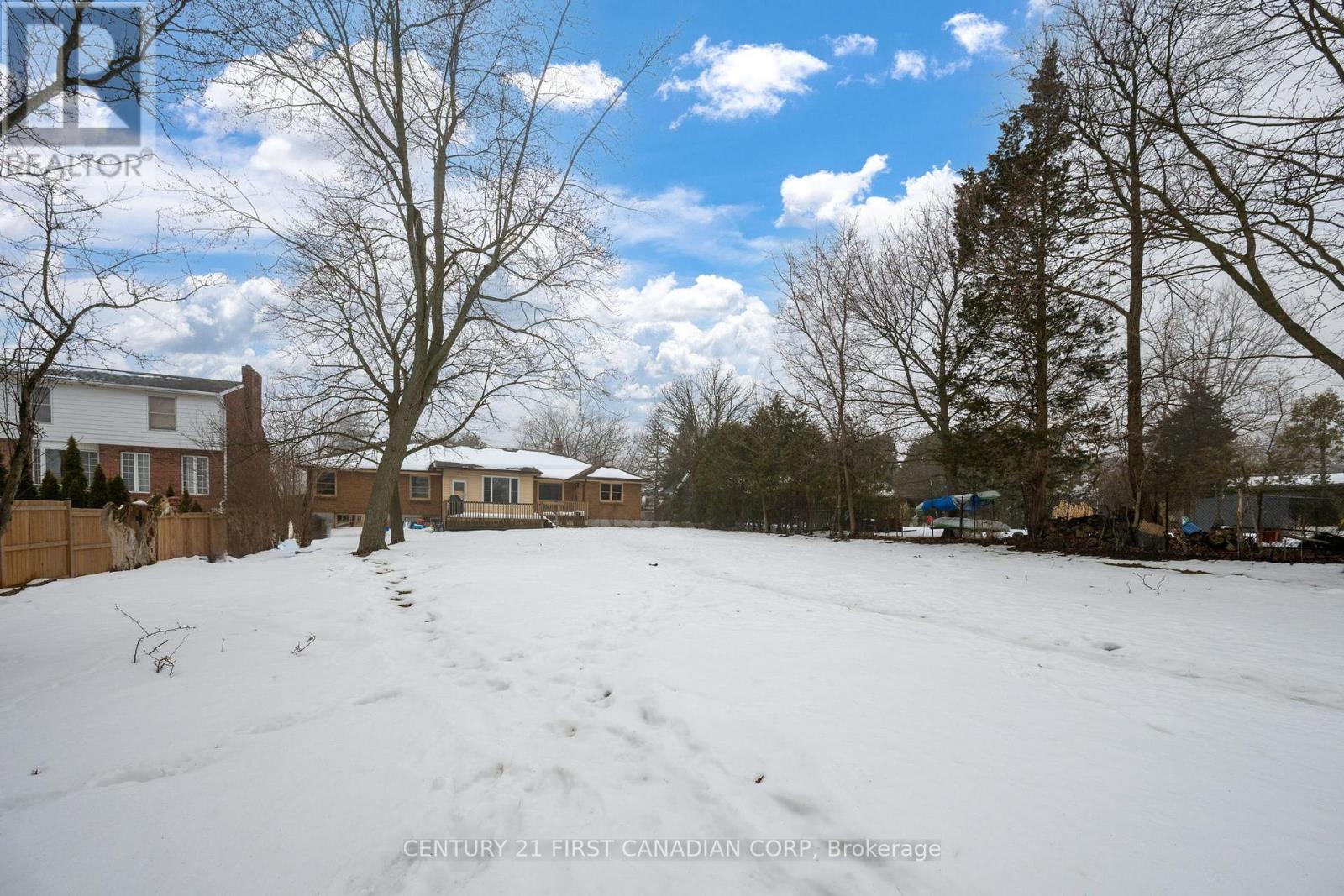 518 Upper Queen Street, London South, Ontario  N6C 3T9 - Photo 30 - X12796928