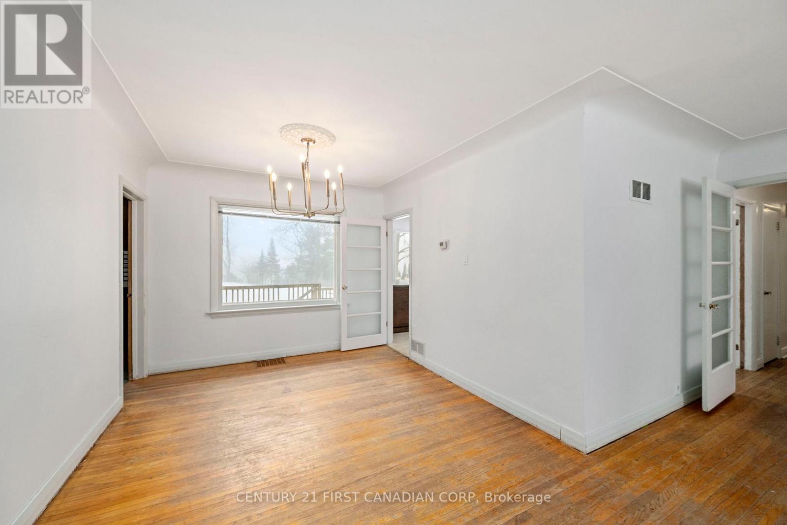 518 Upper Queen Street, London South, Ontario  N6C 3T9 - Photo 8 - X12796928