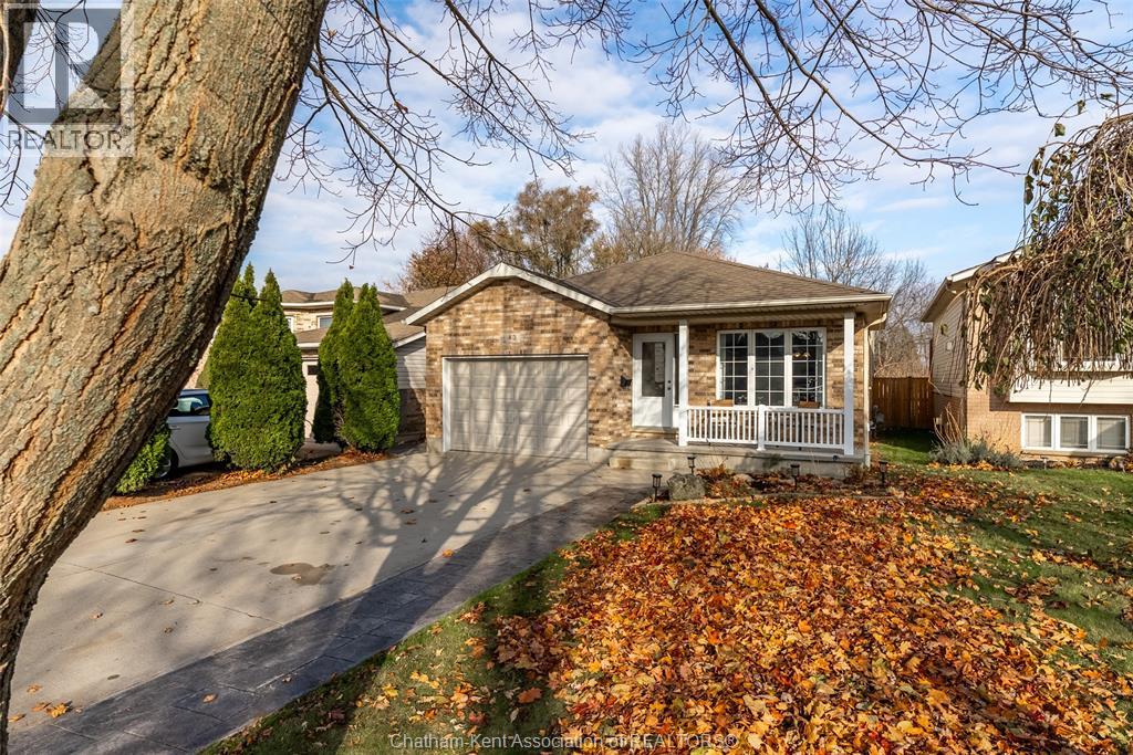 43 Greenfield LANE, Chatham, Ontario