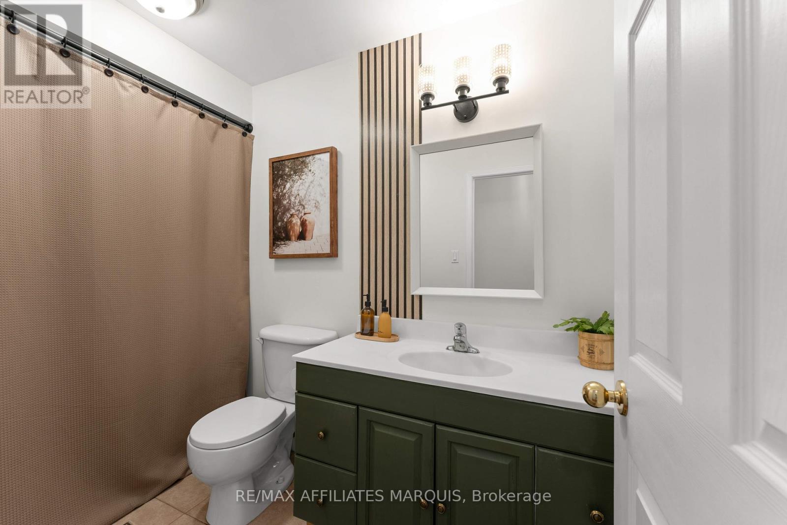 63 Sunny Side Road, Rideau Lakes, Ontario  K0G 1X0 - Photo 17 - X12796752