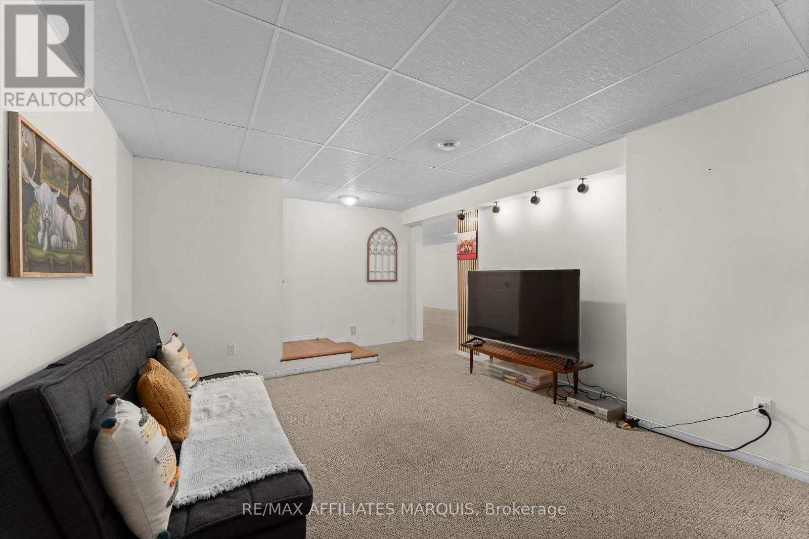 63 Sunny Side Road, Rideau Lakes, Ontario  K0G 1X0 - Photo 23 - X12796752