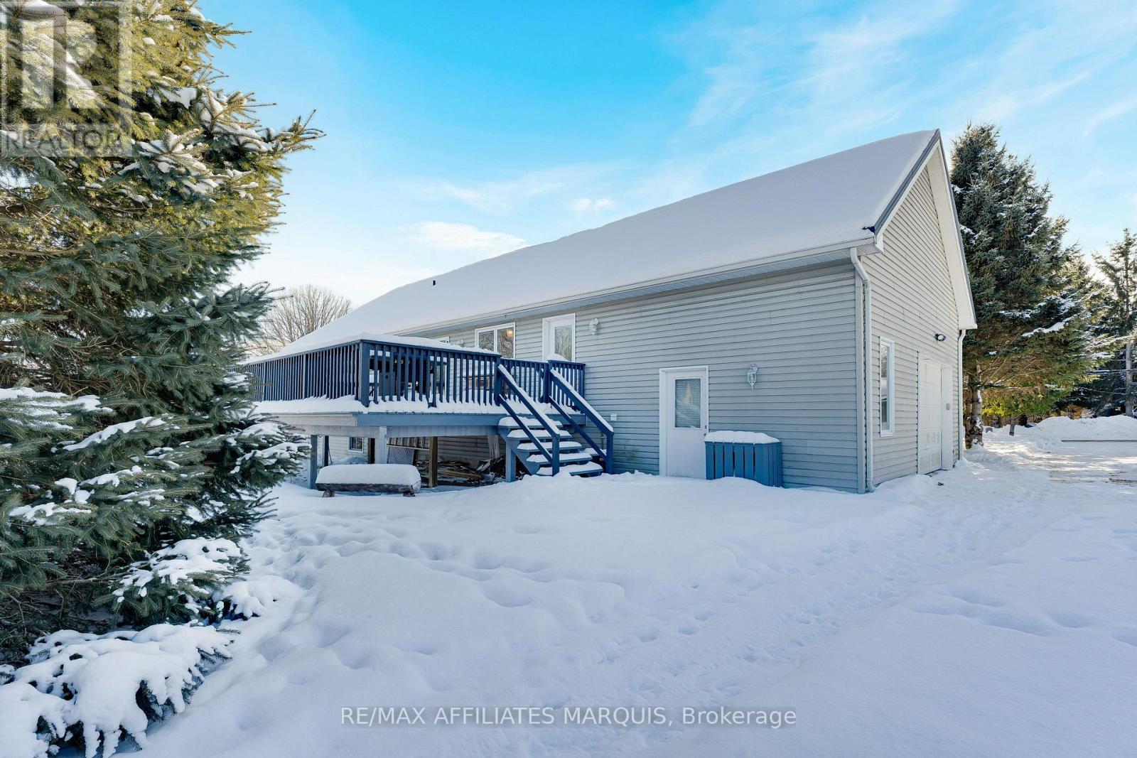 63 Sunny Side Road, Rideau Lakes, Ontario  K0G 1X0 - Photo 26 - X12796752