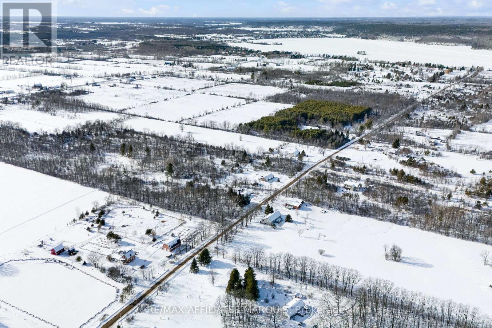 63 Sunny Side Road, Rideau Lakes, Ontario  K0G 1X0 - Photo 34 - X12796752