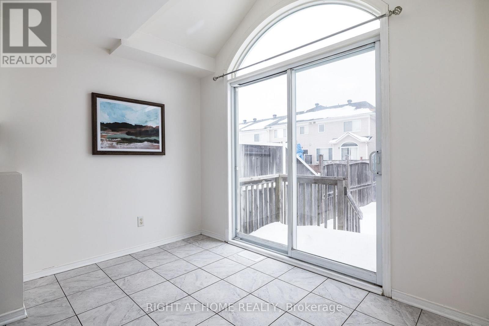 59 Scampton Drive, Ottawa, Ontario  K2W 1E7 - Photo 12 - X12796942