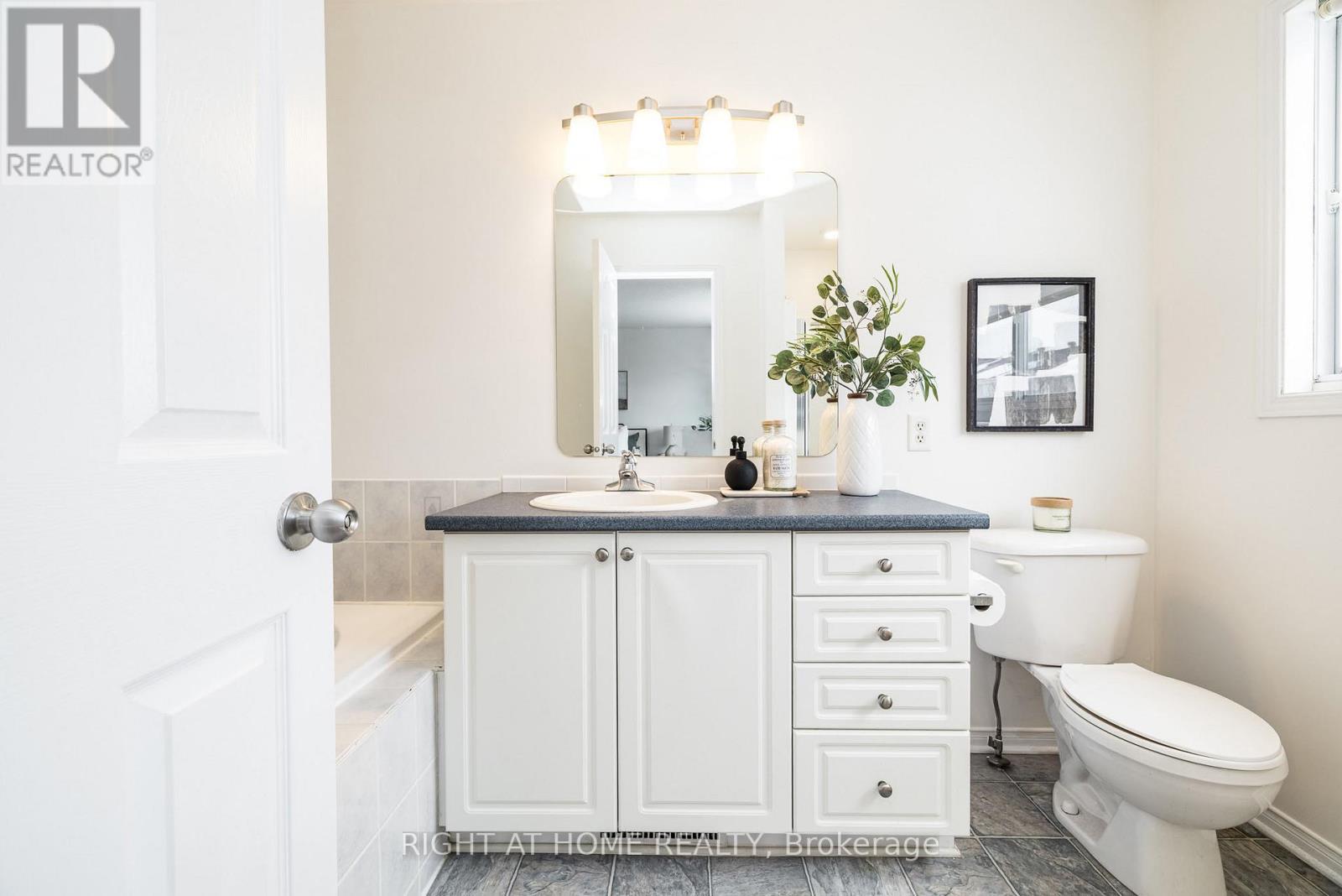 59 Scampton Drive, Ottawa, Ontario  K2W 1E7 - Photo 20 - X12796942