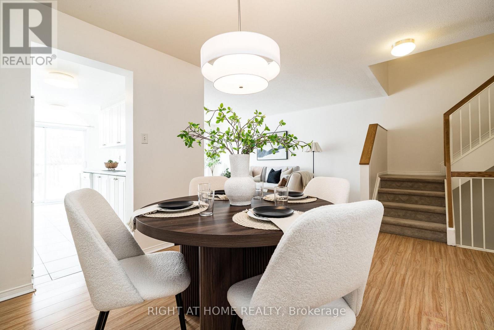 59 Scampton Drive, Ottawa, Ontario  K2W 1E7 - Photo 8 - X12796942