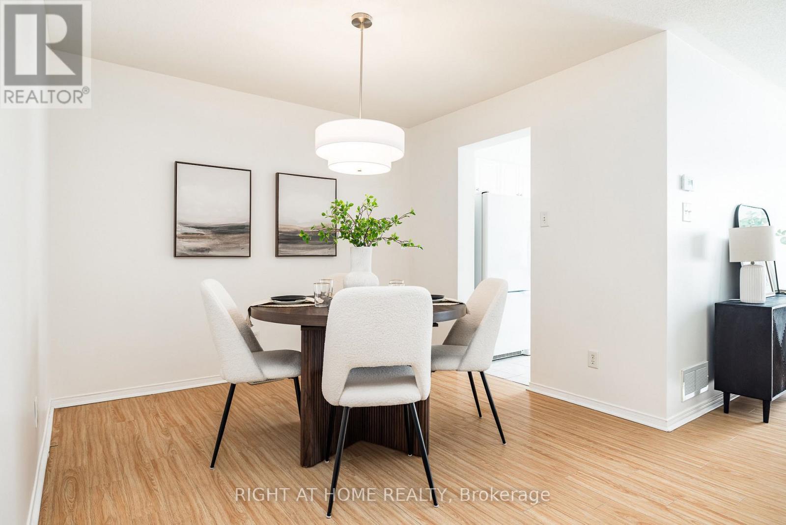 59 Scampton Drive, Ottawa, Ontario  K2W 1E7 - Photo 9 - X12796942