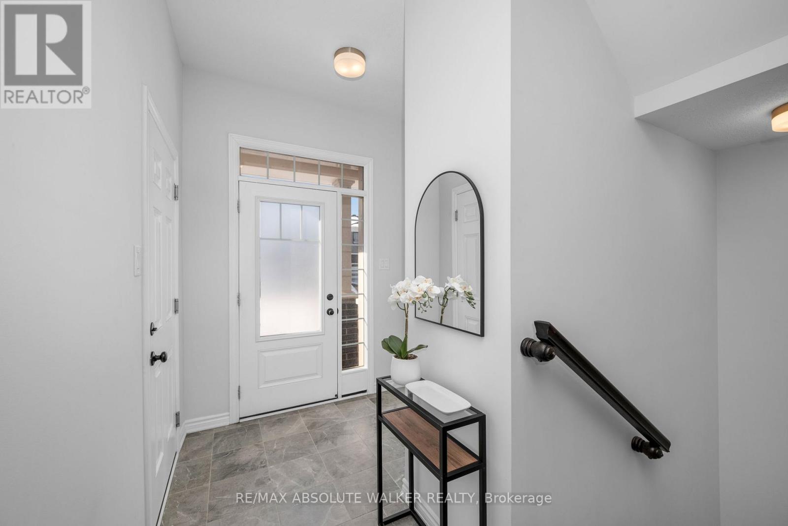 788 Brittanic Road, Ottawa, Ontario  K2V 0R3 - Photo 2 - X12796962