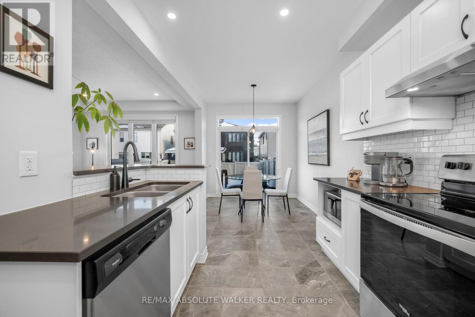 788 Brittanic Road, Ottawa, Ontario  K2V 0R3 - Photo 8 - X12796962