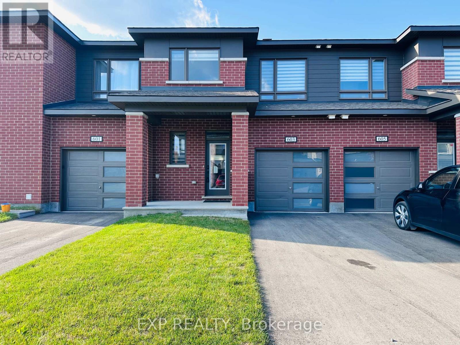 603 FENWICK WAY, Ottawa, Ontario