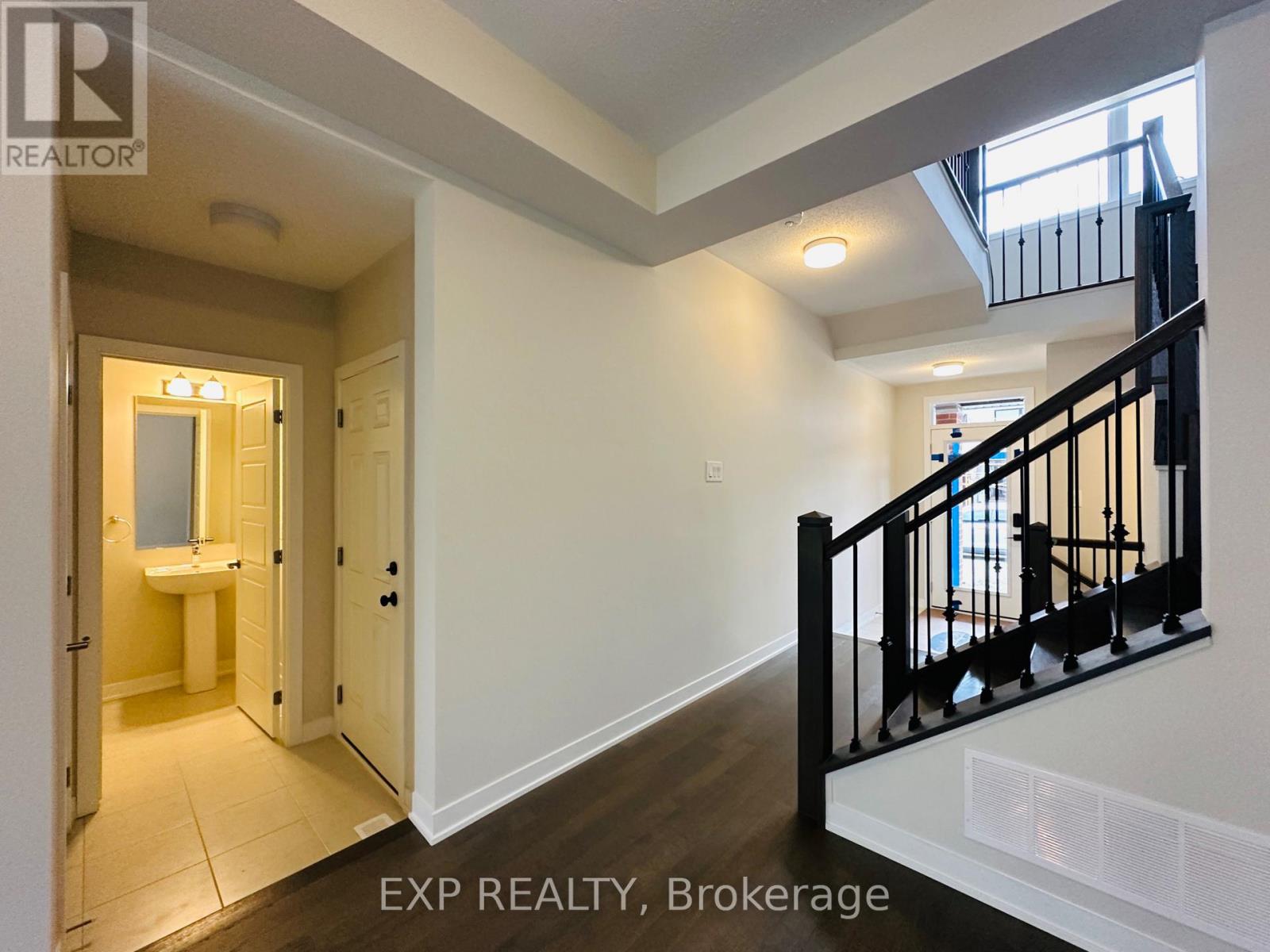 603 Fenwick Way, Ottawa, Ontario  K2J 7E5 - Photo 2 - X12797012