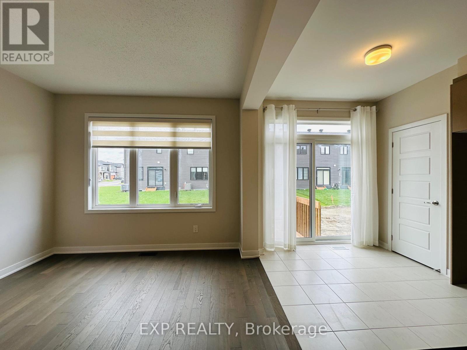 603 Fenwick Way, Ottawa, Ontario  K2J 7E5 - Photo 5 - X12797012