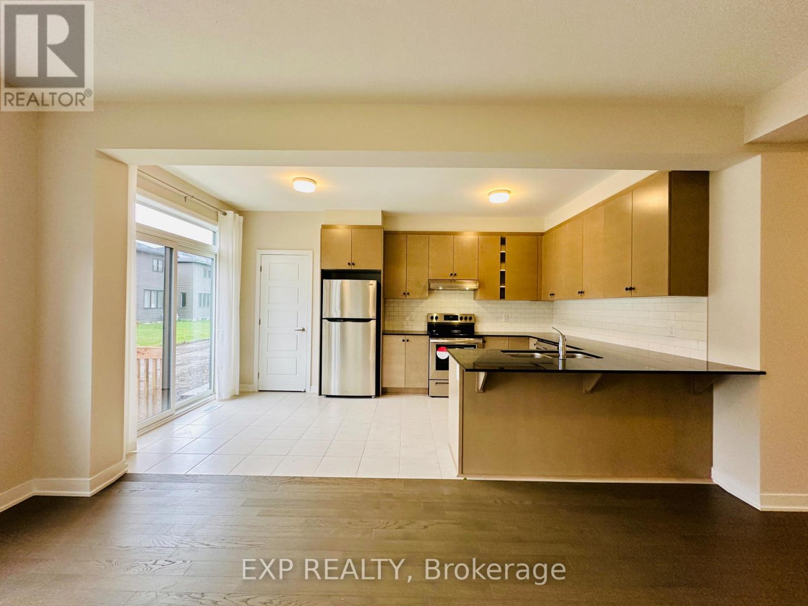 603 Fenwick Way, Ottawa, Ontario  K2J 7E5 - Photo 7 - X12797012