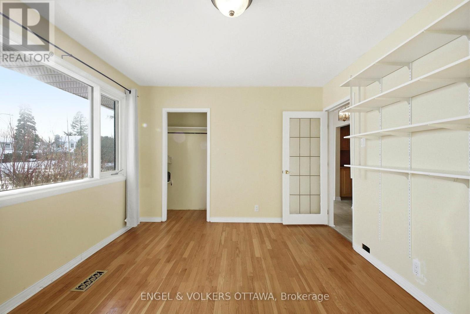 49 Inverness Avenue, Ottawa, Ontario  K2E 6N6 - Photo 20 - X12797082