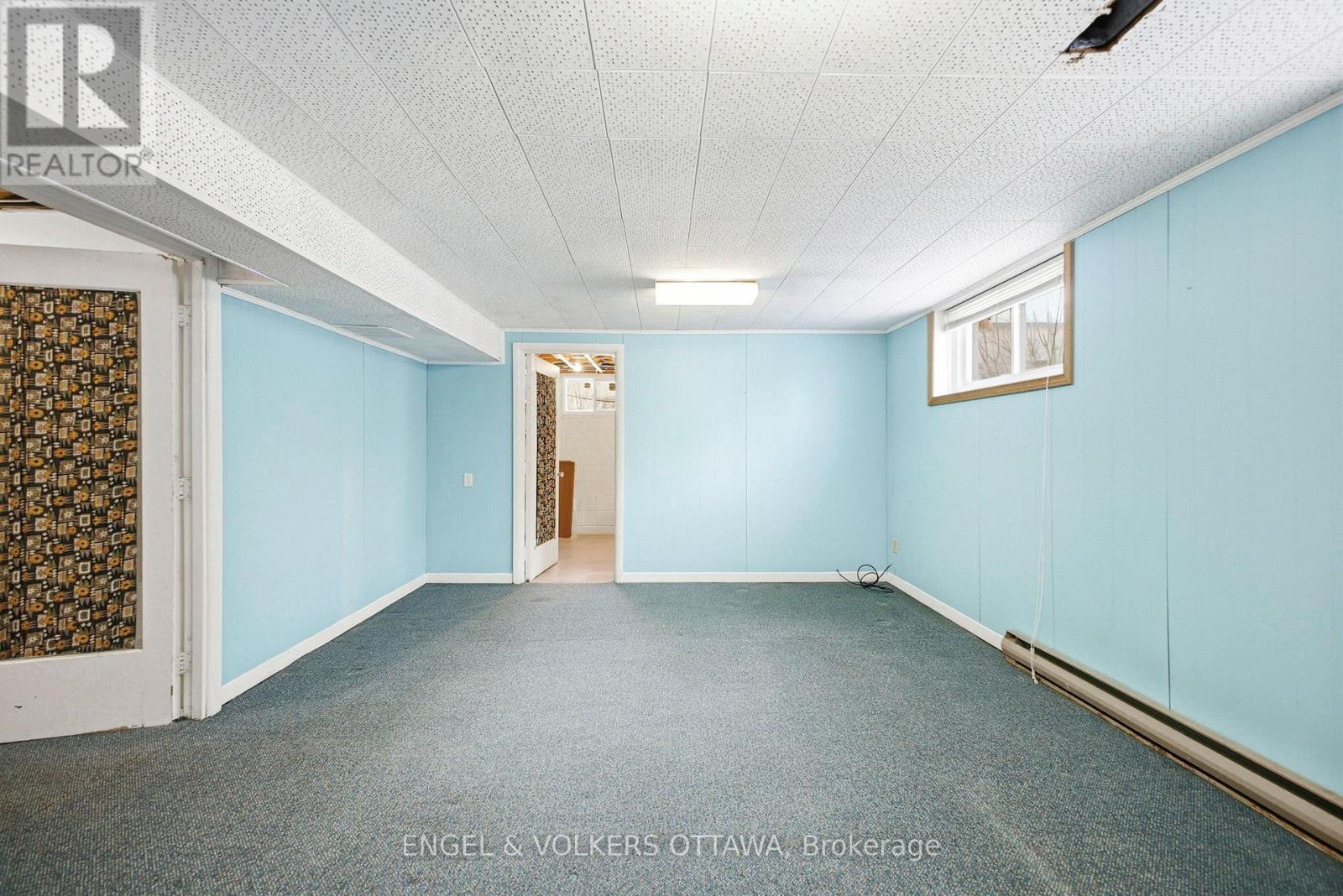 49 Inverness Avenue, Ottawa, Ontario  K2E 6N6 - Photo 28 - X12797082