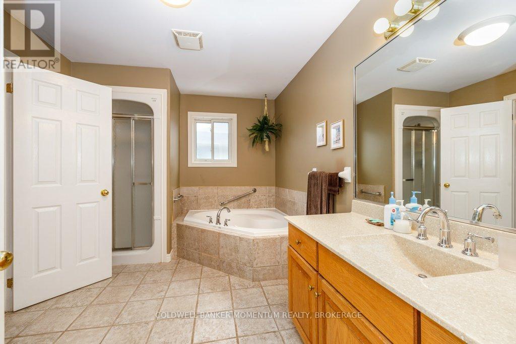 5387 Beaver Valley Way, Niagara Falls, Ontario  L2H 3K4 - Photo 31 - X12796780