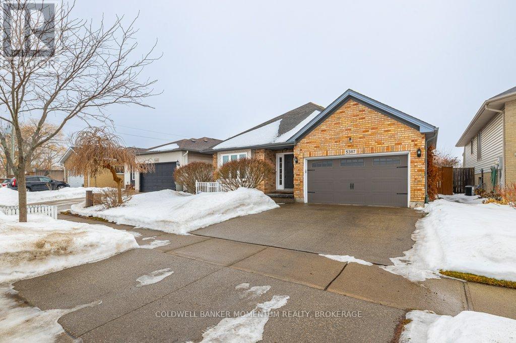 5387 Beaver Valley Way, Niagara Falls, Ontario  L2H 3K4 - Photo 4 - X12796780