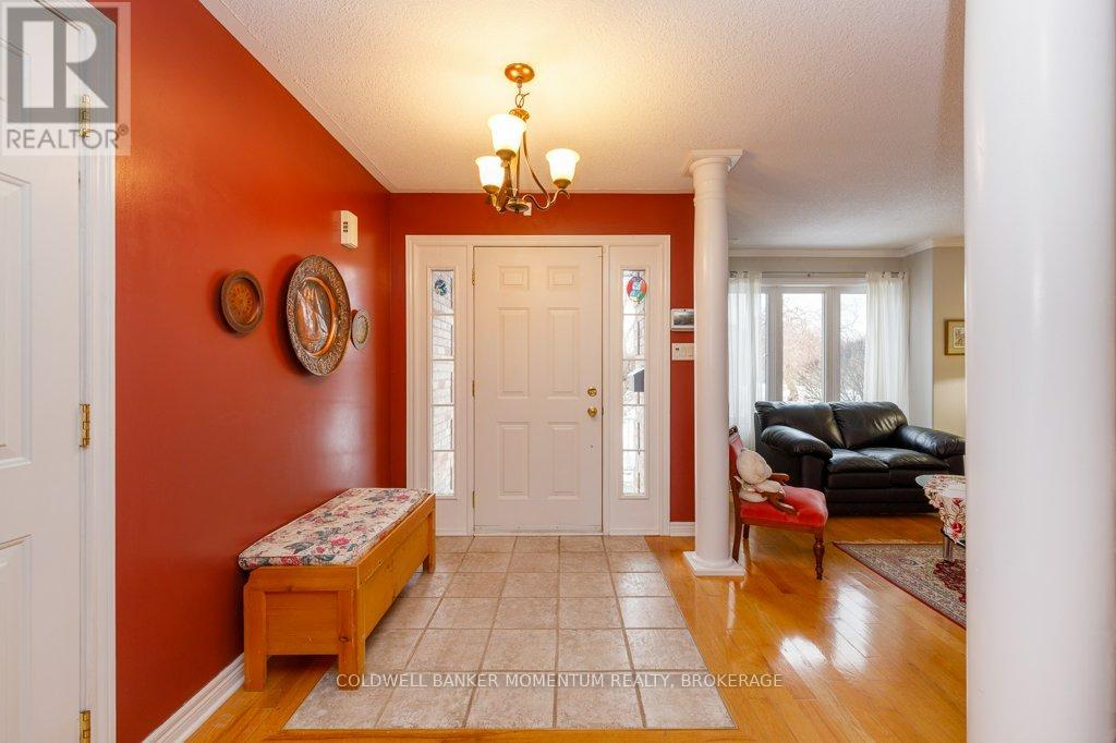 5387 Beaver Valley Way, Niagara Falls, Ontario  L2H 3K4 - Photo 6 - X12796780