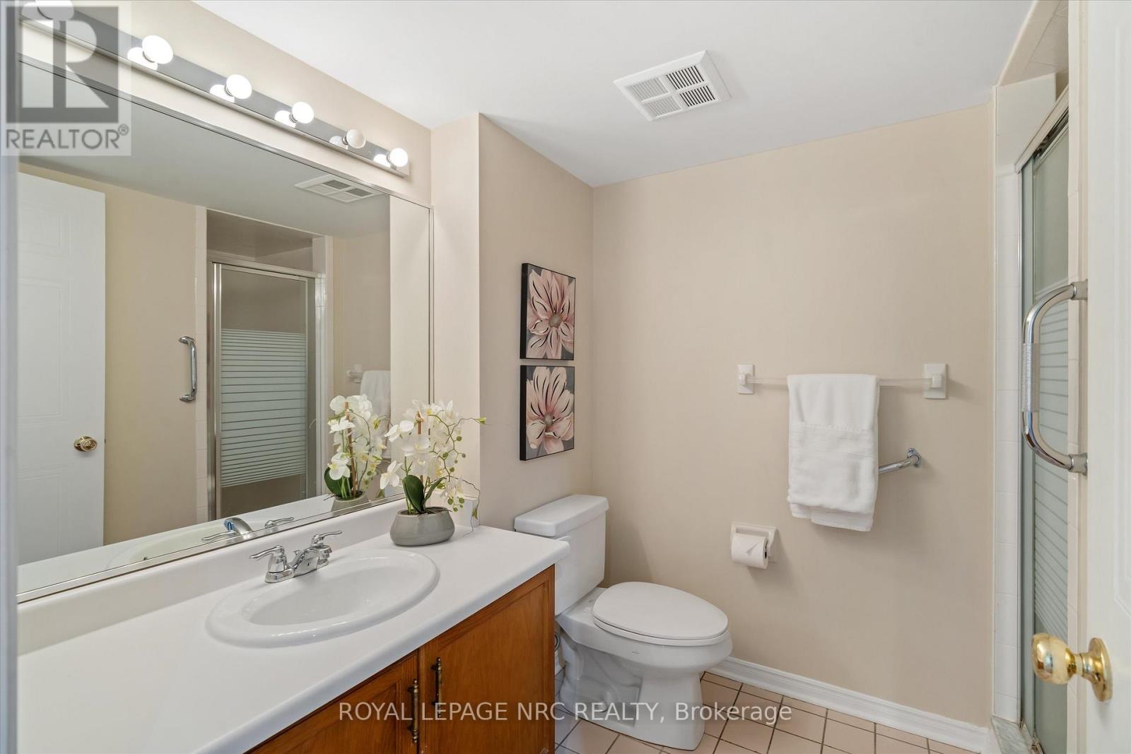 303 - 3 Towering Hts Boulevard, St. Catharines, Ontario  L2T 4A4 - Photo 17 - X12796886