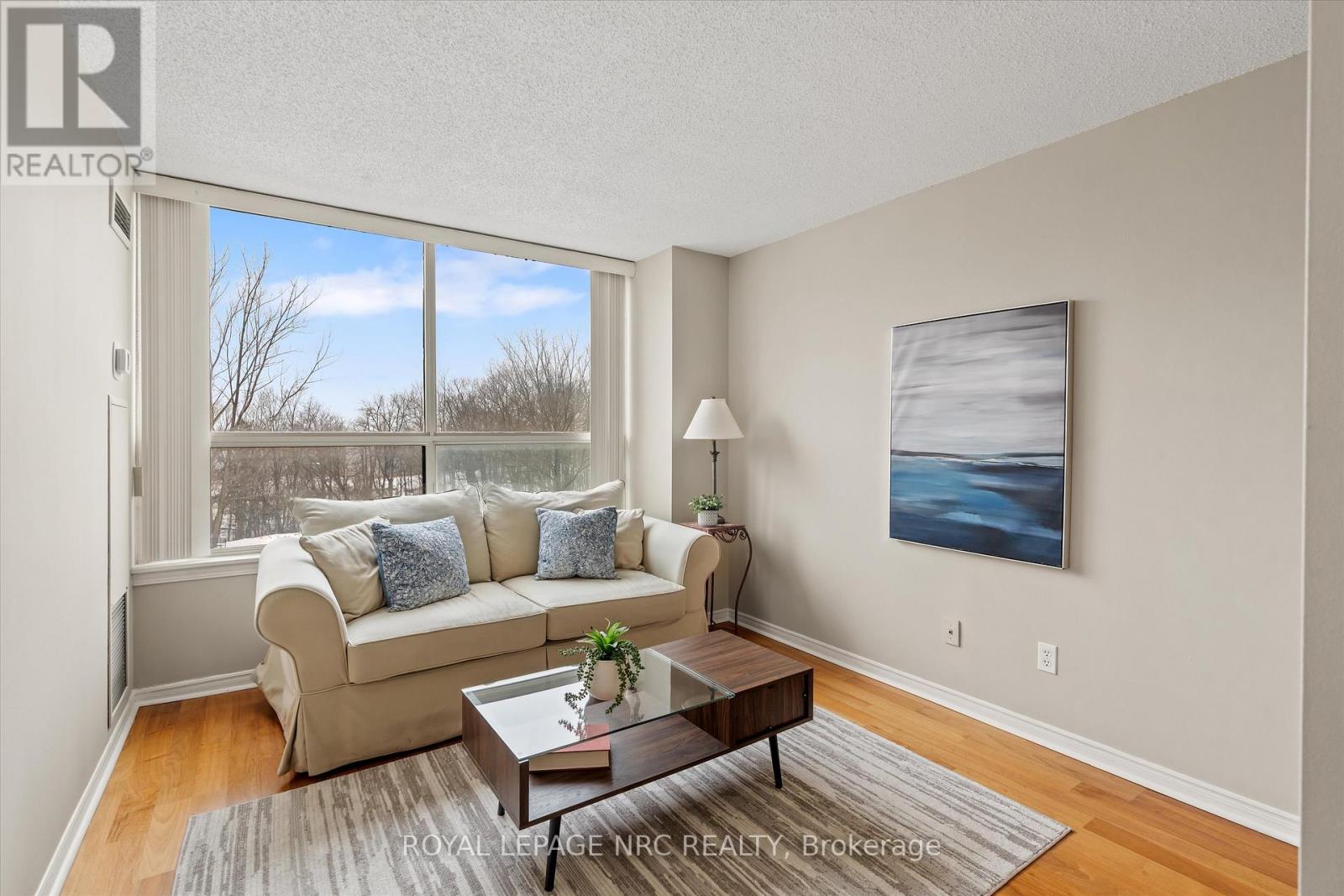 303 - 3 Towering Hts Boulevard, St. Catharines, Ontario  L2T 4A4 - Photo 19 - X12796886