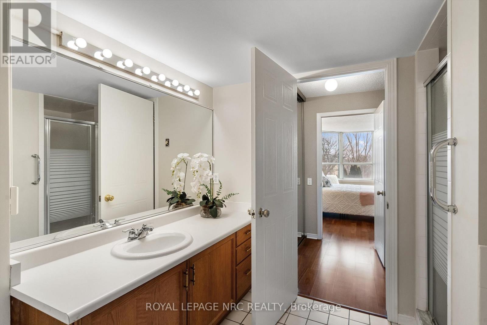 303 - 3 Towering Hts Boulevard, St. Catharines, Ontario  L2T 4A4 - Photo 24 - X12796886