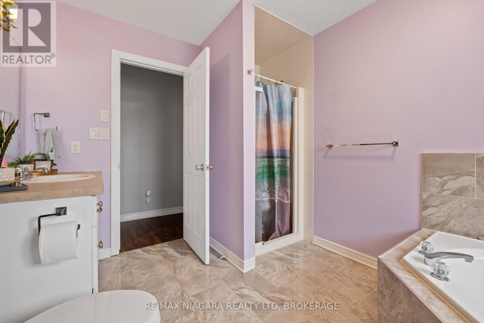 865 Canada Drive, Fort Erie (Lakeshore), Ontario  L2A 6S5 - Photo 15 - X12797032