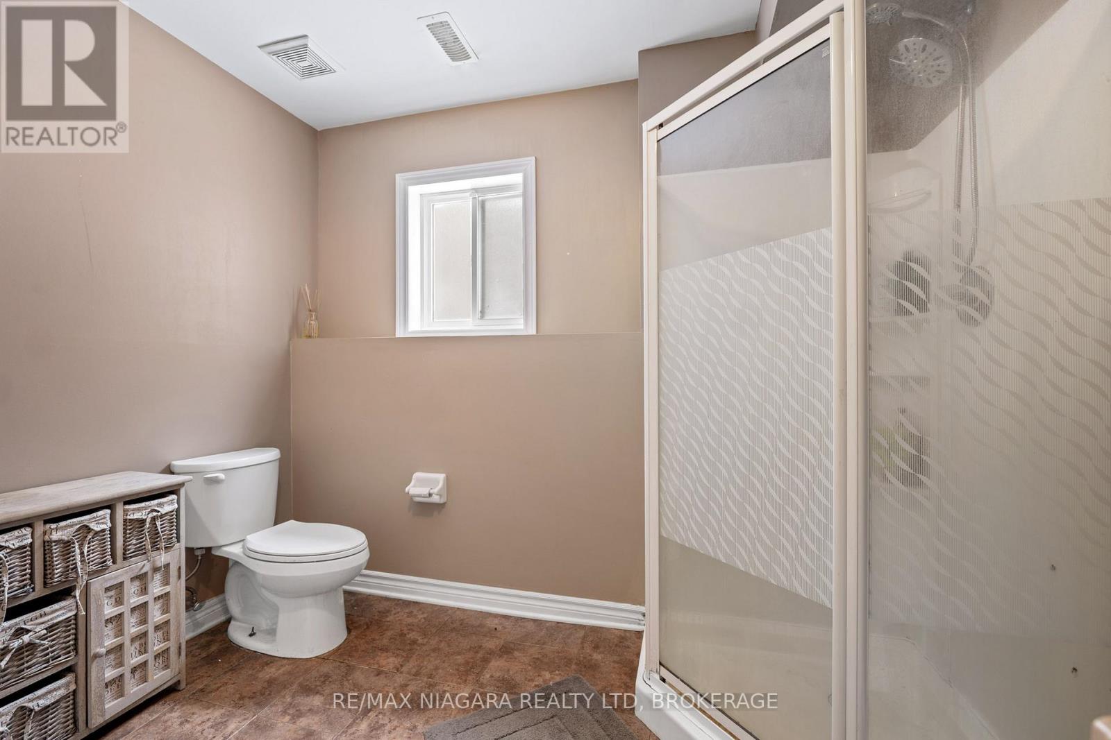 865 Canada Drive, Fort Erie (Lakeshore), Ontario  L2A 6S5 - Photo 26 - X12797032