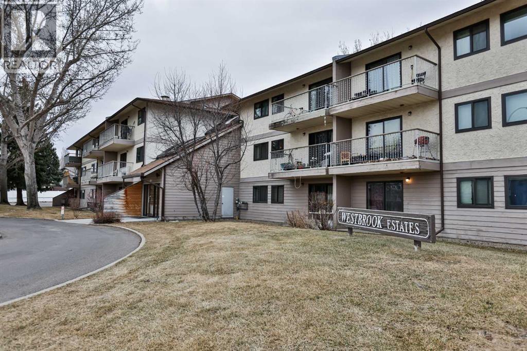 106, 855 Columbia Boulevard W, Lethbridge, Alberta  T1K 5B8 - Photo 1 - A2285874