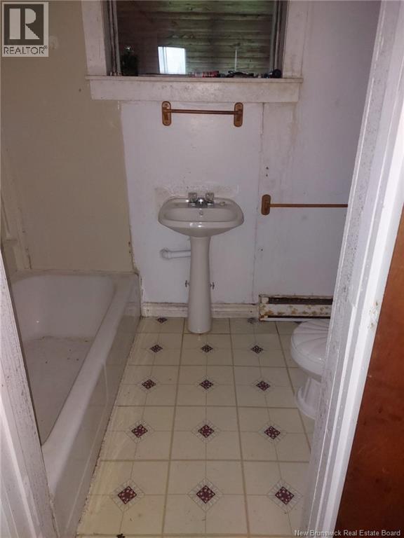4390 Main Street, Belledune, New Brunswick  E8G 2P6 - Photo 6 - NB132874