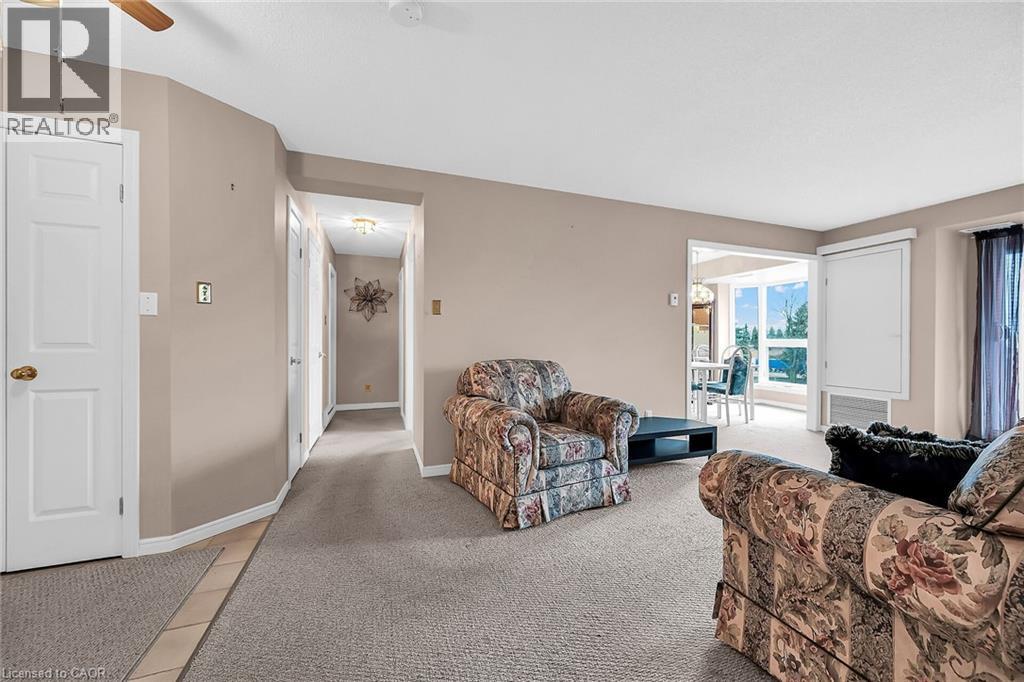 416 Limeridge Road E Unit# 309, Hamilton, Ontario  L9A 2S7 - Photo 6 - 40789237