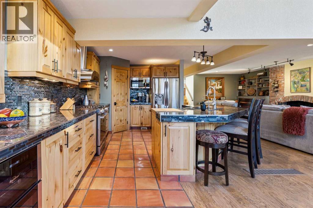 5031 Viceroy Drive Nw, Calgary, Alberta  T3A 0V2 - Photo 10 - A2275791