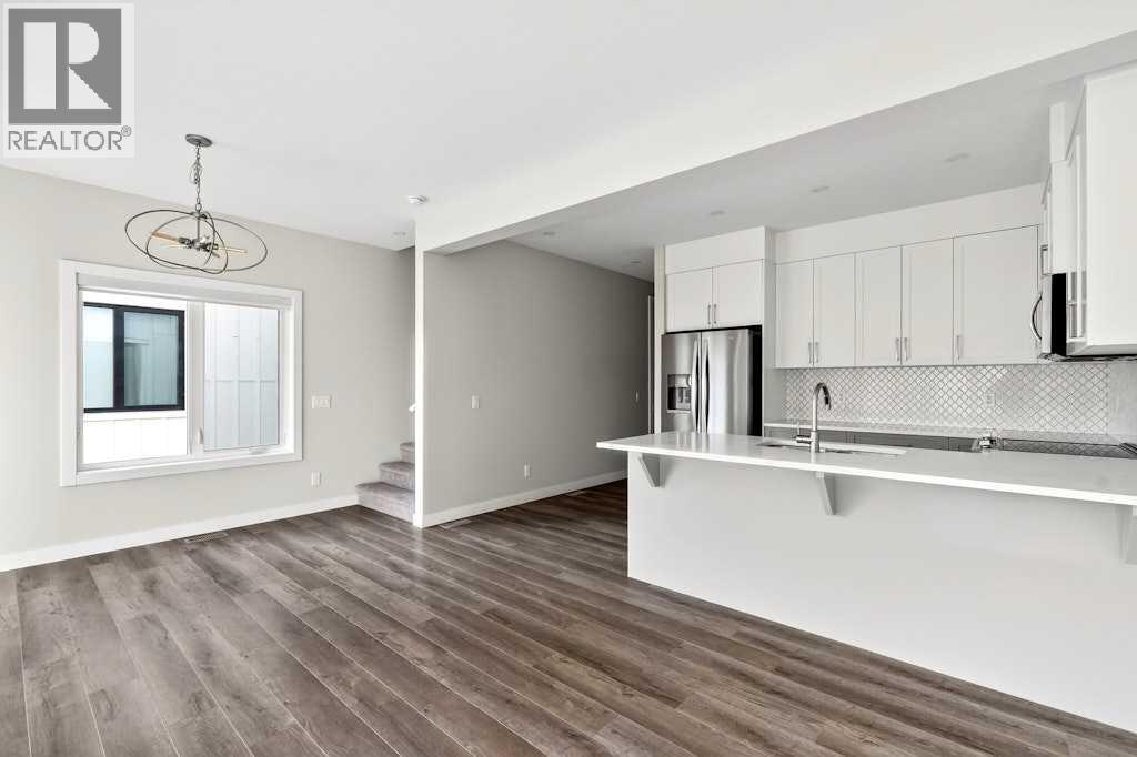 168 Crestridge Common Sw, Calgary, Alberta  T3B 6J5 - Photo 8 - A2285586