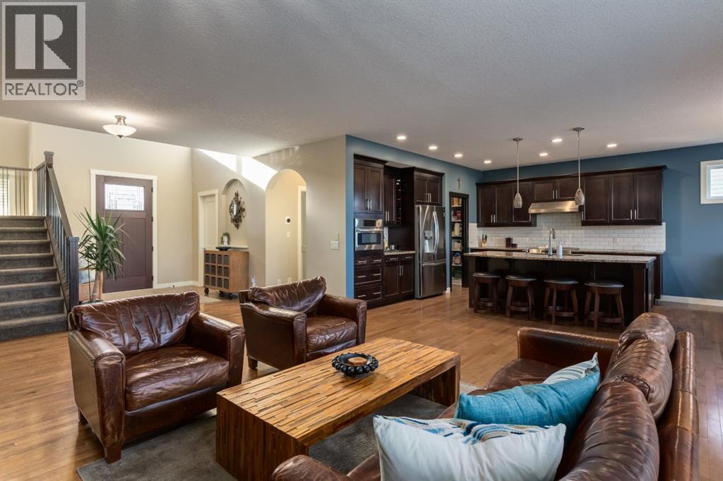 236 Montclair Place, Cochrane Lake, Alberta  T4C 0A8 - Photo 10 - A2285587