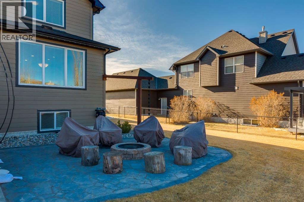 236 Montclair Place, Cochrane Lake, Alberta  T4C 0A8 - Photo 5 - A2285587