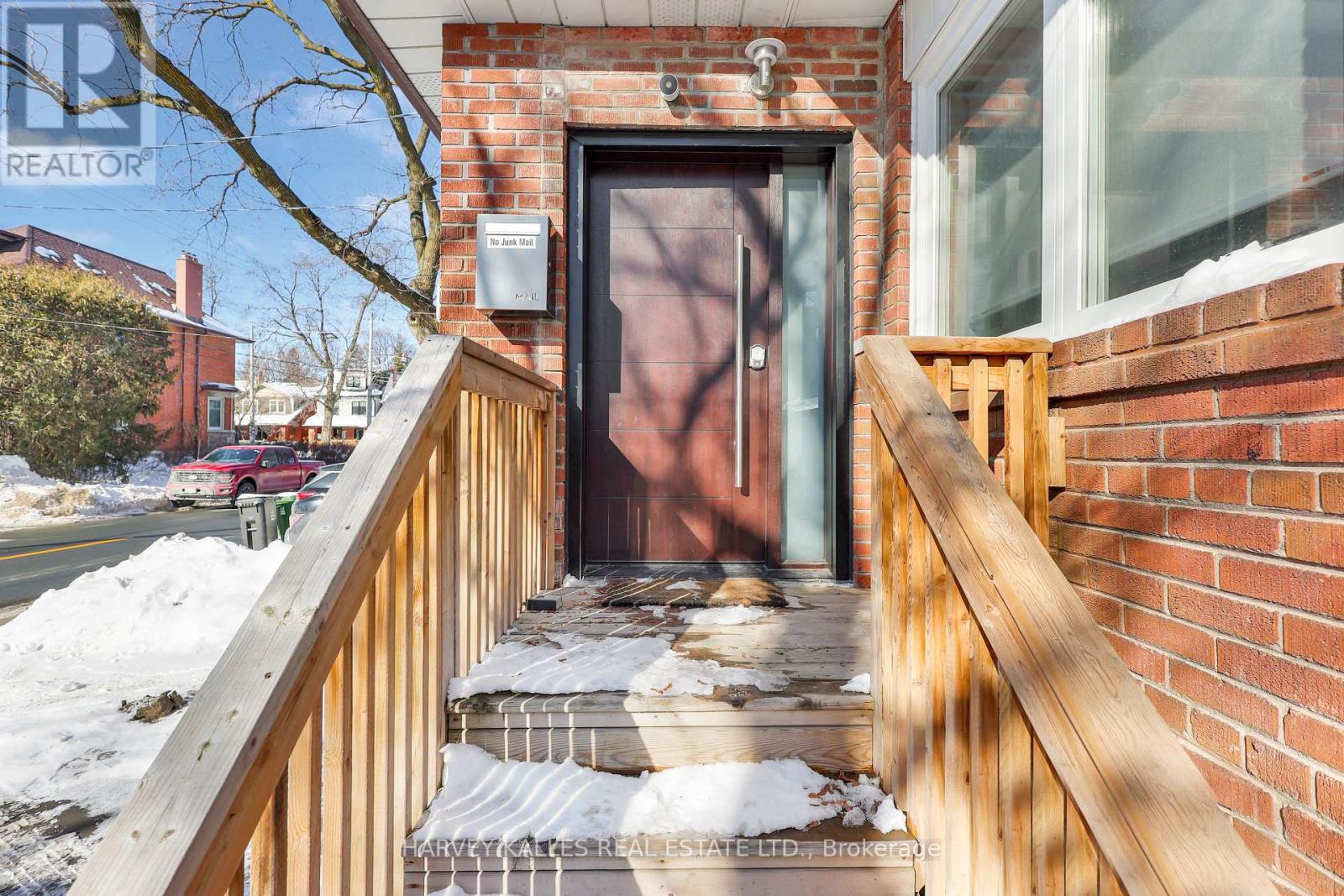 629 Duplex Avenue, Toronto, Ontario  M4R 1W1 - Photo 3 - C12796888