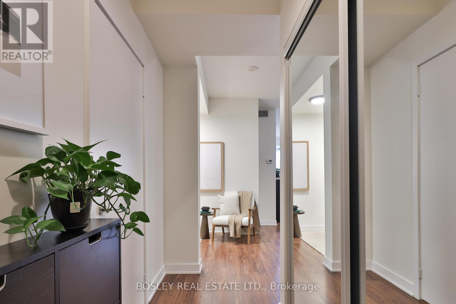 315 - 260 Sackville Street, Toronto, Ontario  M5A 0B3 - Photo 1 - C12796954