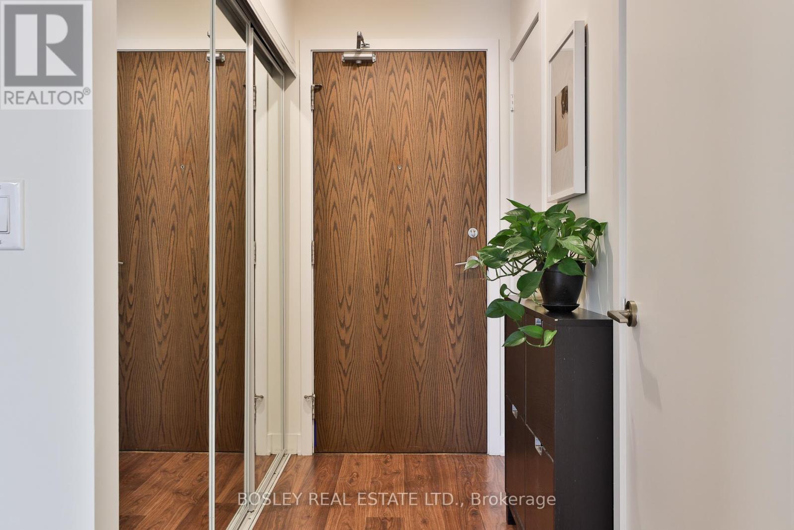 315 - 260 Sackville Street, Toronto, Ontario  M5A 0B3 - Photo 2 - C12796954