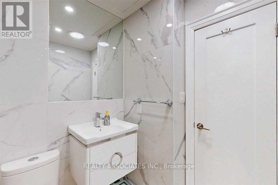 21 Burleigh Heights Drive, Toronto, Ontario  M2K 1Y8 - Photo 26 - C12797050