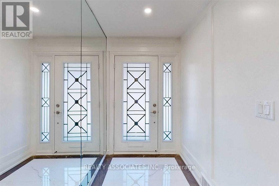 21 Burleigh Heights Drive, Toronto, Ontario  M2K 1Y8 - Photo 28 - C12797050