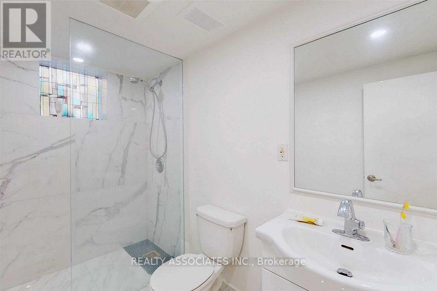 21 Burleigh Heights Drive, Toronto, Ontario  M2K 1Y8 - Photo 32 - C12797050