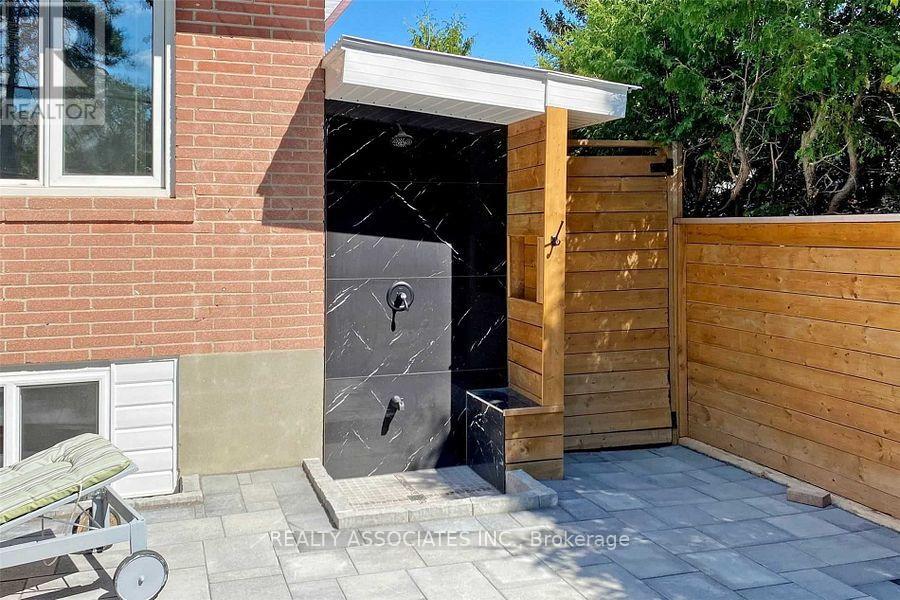 21 Burleigh Heights Drive, Toronto, Ontario  M2K 1Y8 - Photo 38 - C12797050