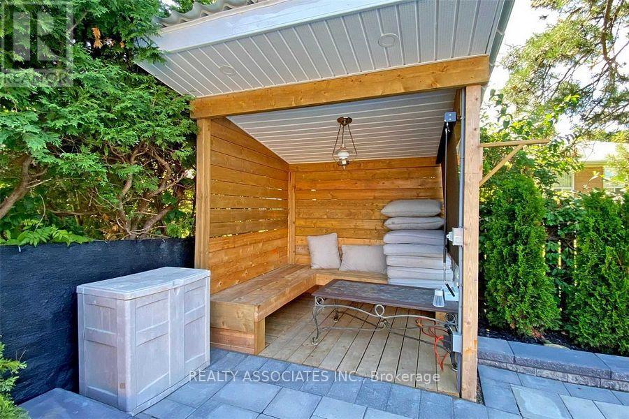 21 Burleigh Heights Drive, Toronto, Ontario  M2K 1Y8 - Photo 39 - C12797050