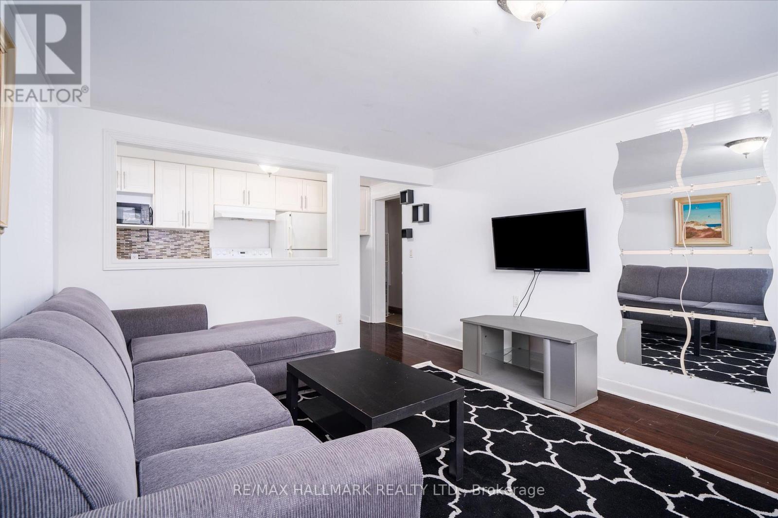 Lower 1 - 224 Pickering Street, Toronto, Ontario  M4E 3J8 - Photo 6 - E12796750