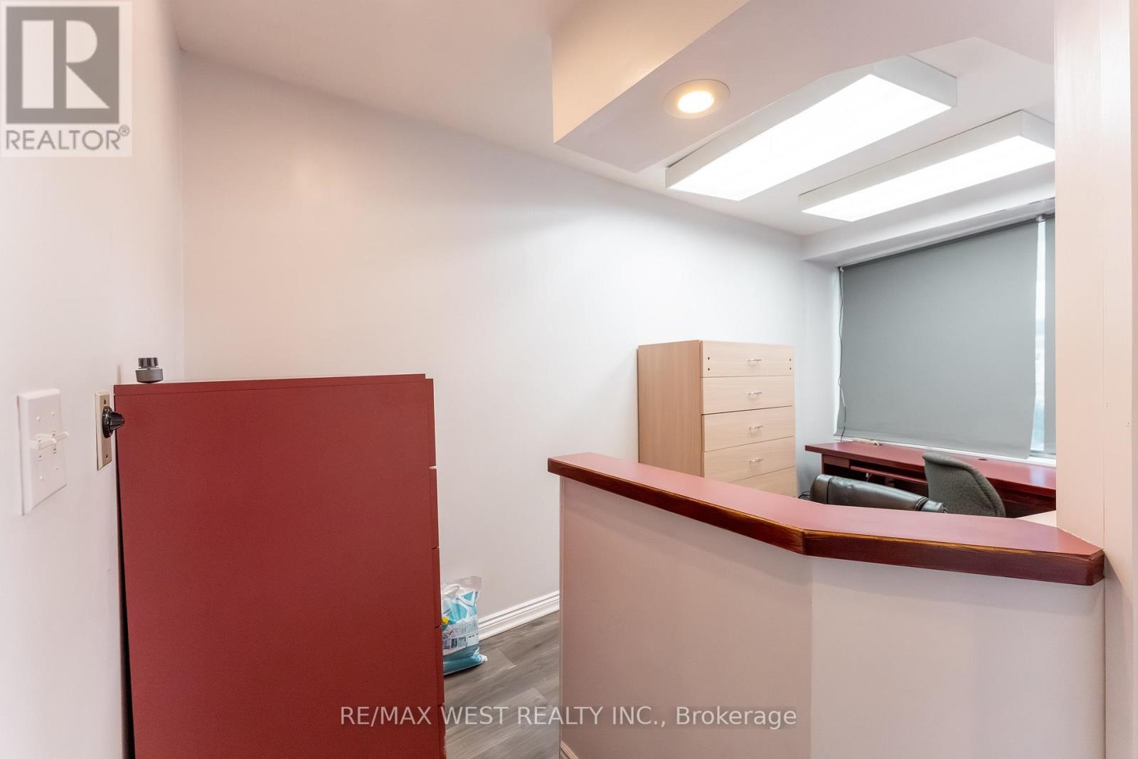 Main Floor - 106 Brock Street N, Whitby (Downtown Whitby), Ontario  L1N 4H2 - Photo 10 - E12796830