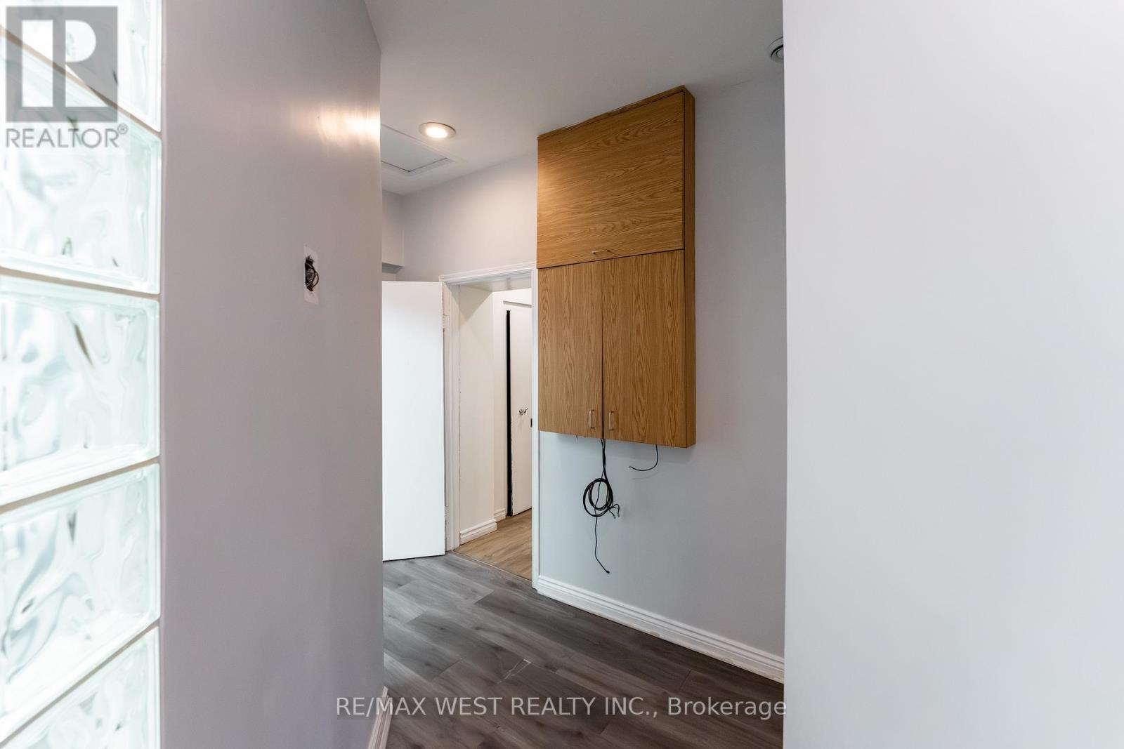 Main Floor - 106 Brock Street N, Whitby (Downtown Whitby), Ontario  L1N 4H2 - Photo 25 - E12796830