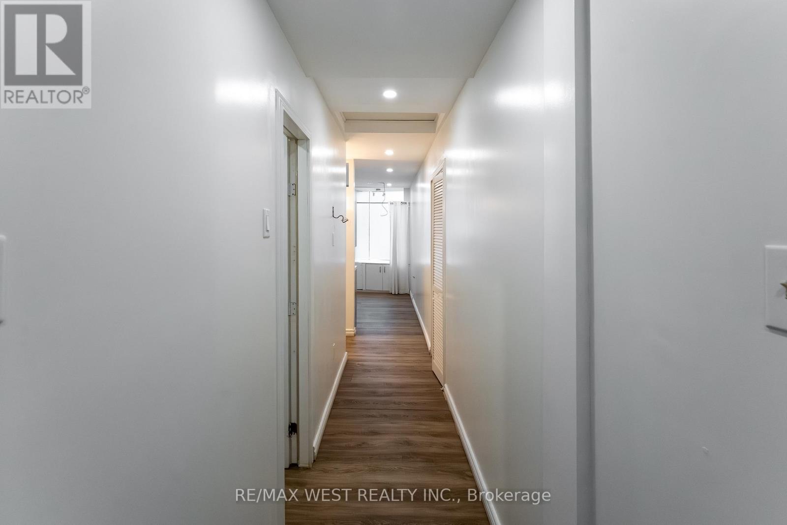 Main Floor - 106 Brock Street N, Whitby (Downtown Whitby), Ontario  L1N 4H2 - Photo 34 - E12796830