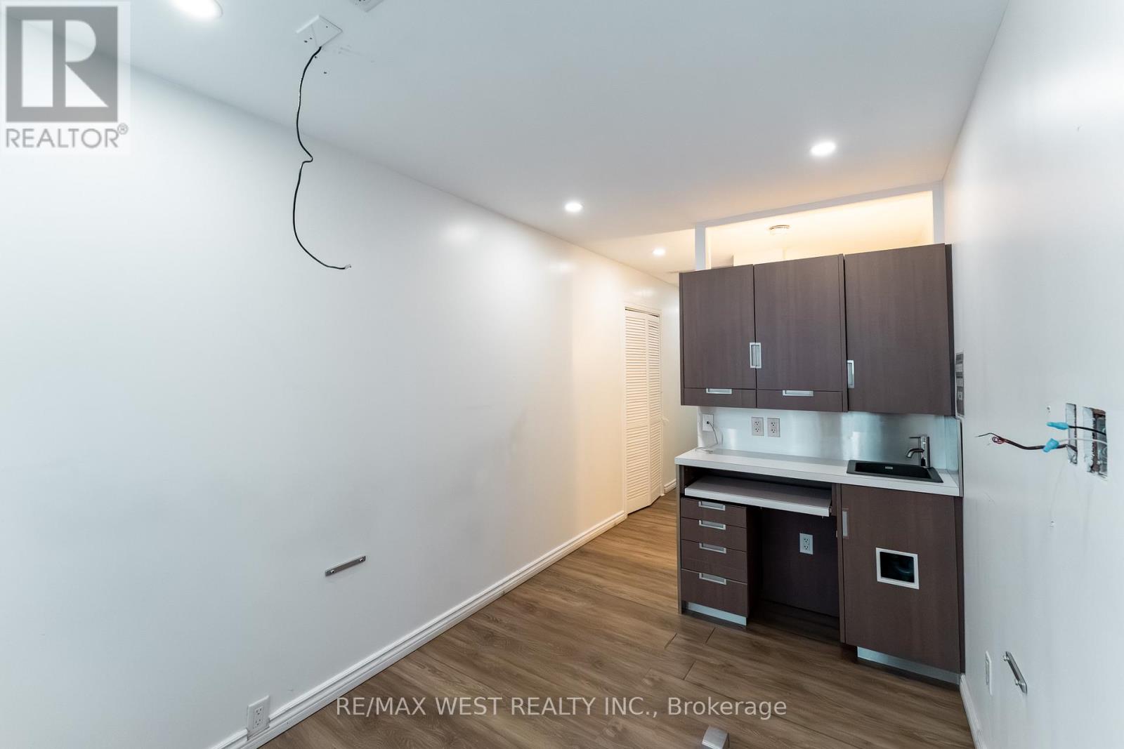 Main Floor - 106 Brock Street N, Whitby (Downtown Whitby), Ontario  L1N 4H2 - Photo 41 - E12796830