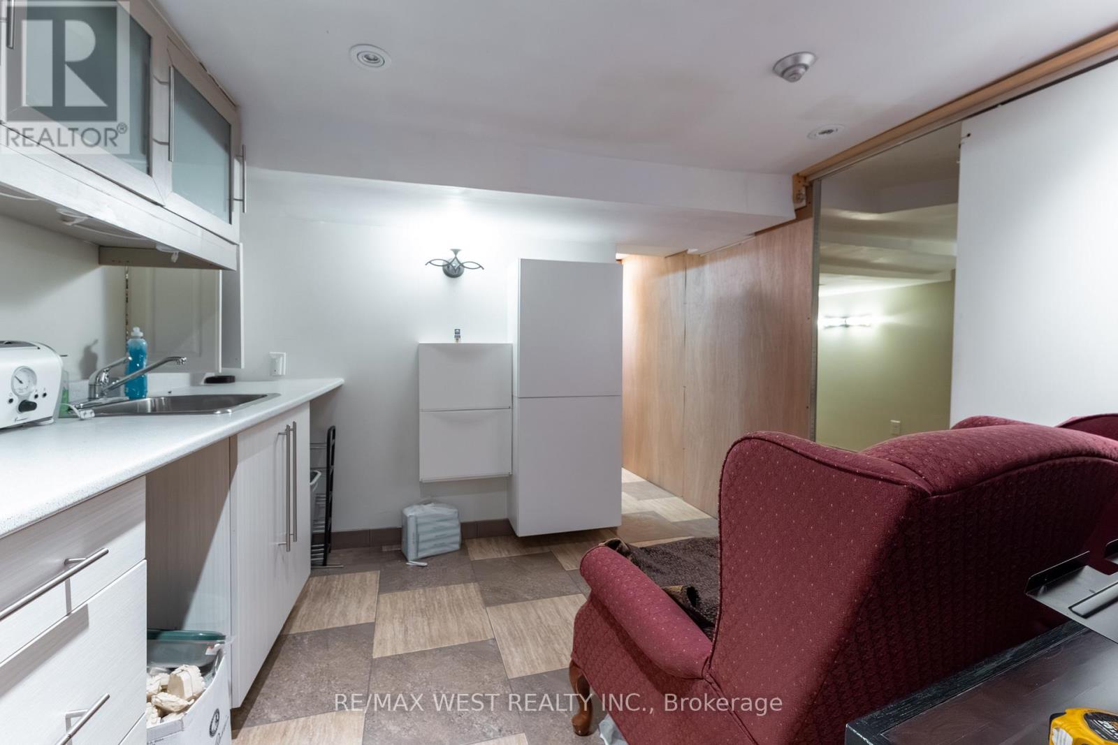 Main Floor - 106 Brock Street N, Whitby (Downtown Whitby), Ontario  L1N 4H2 - Photo 48 - E12796830