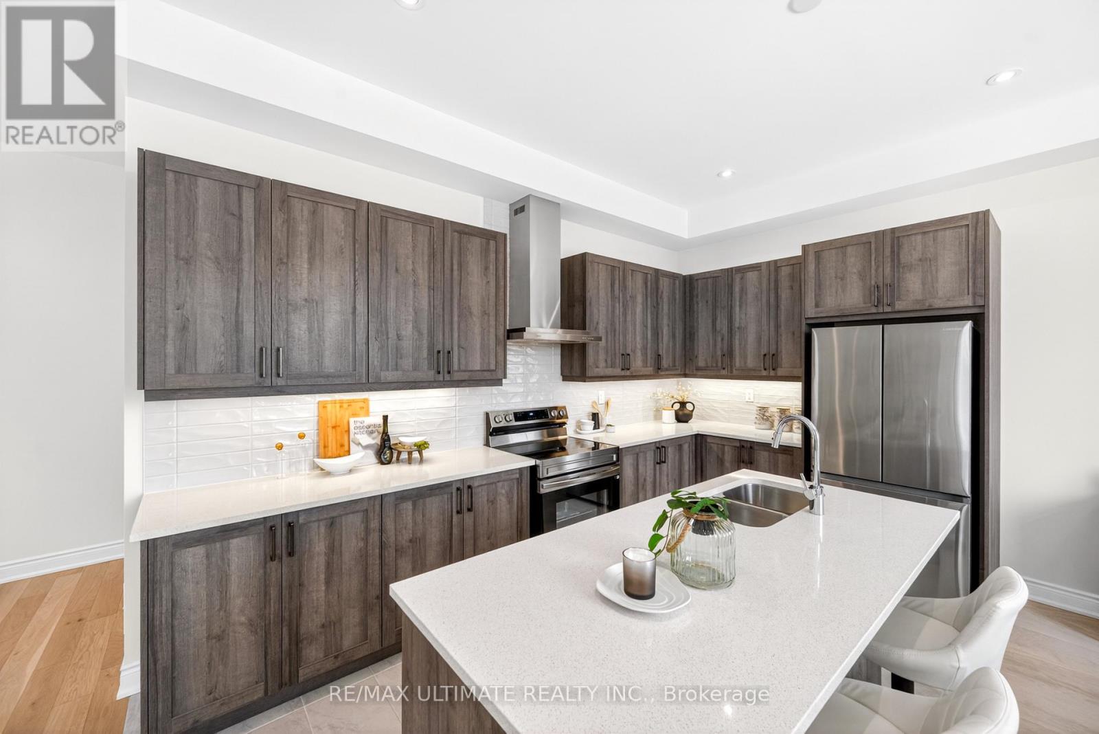 23 Fire King Drive, Whitby, Ontario  L1P 0R4 - Photo 9 - E12796866