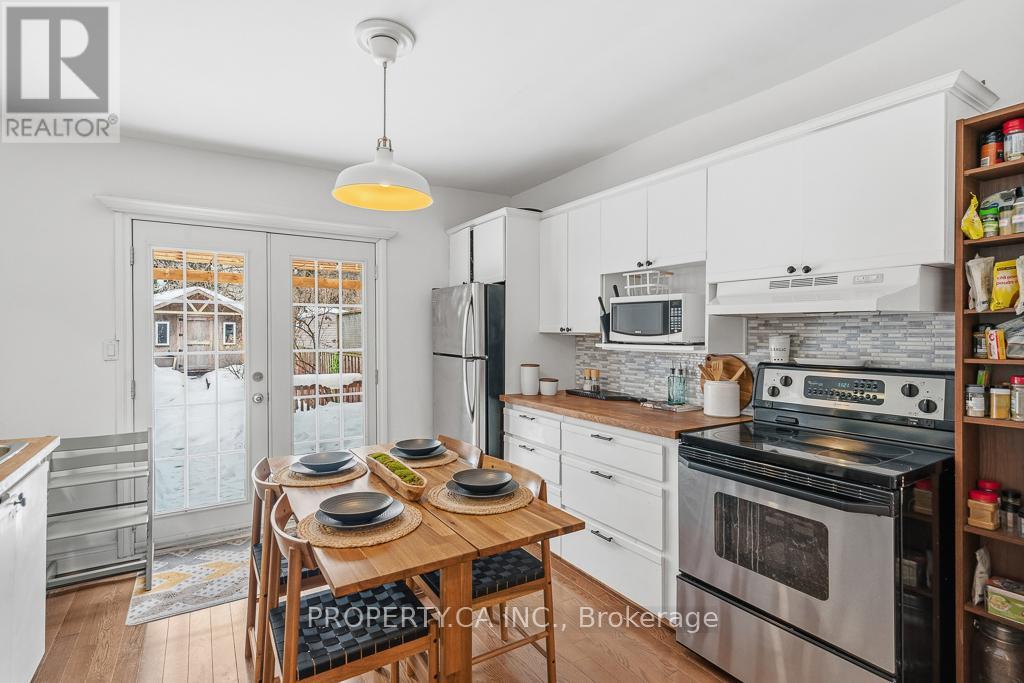 146 King Edward Avenue, Toronto, Ontario  M4C 5J8 - Photo 13 - E12796906